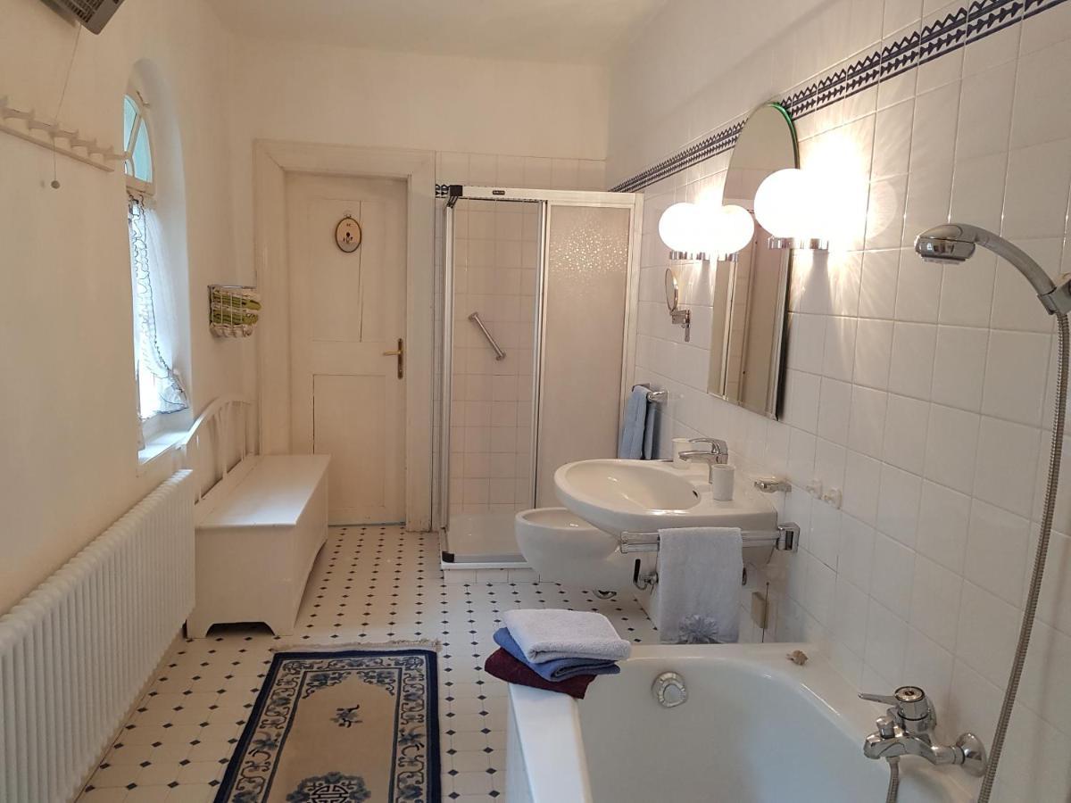 Ferienwohnung Schloss Schrattenthal Dış mekan fotoğraf